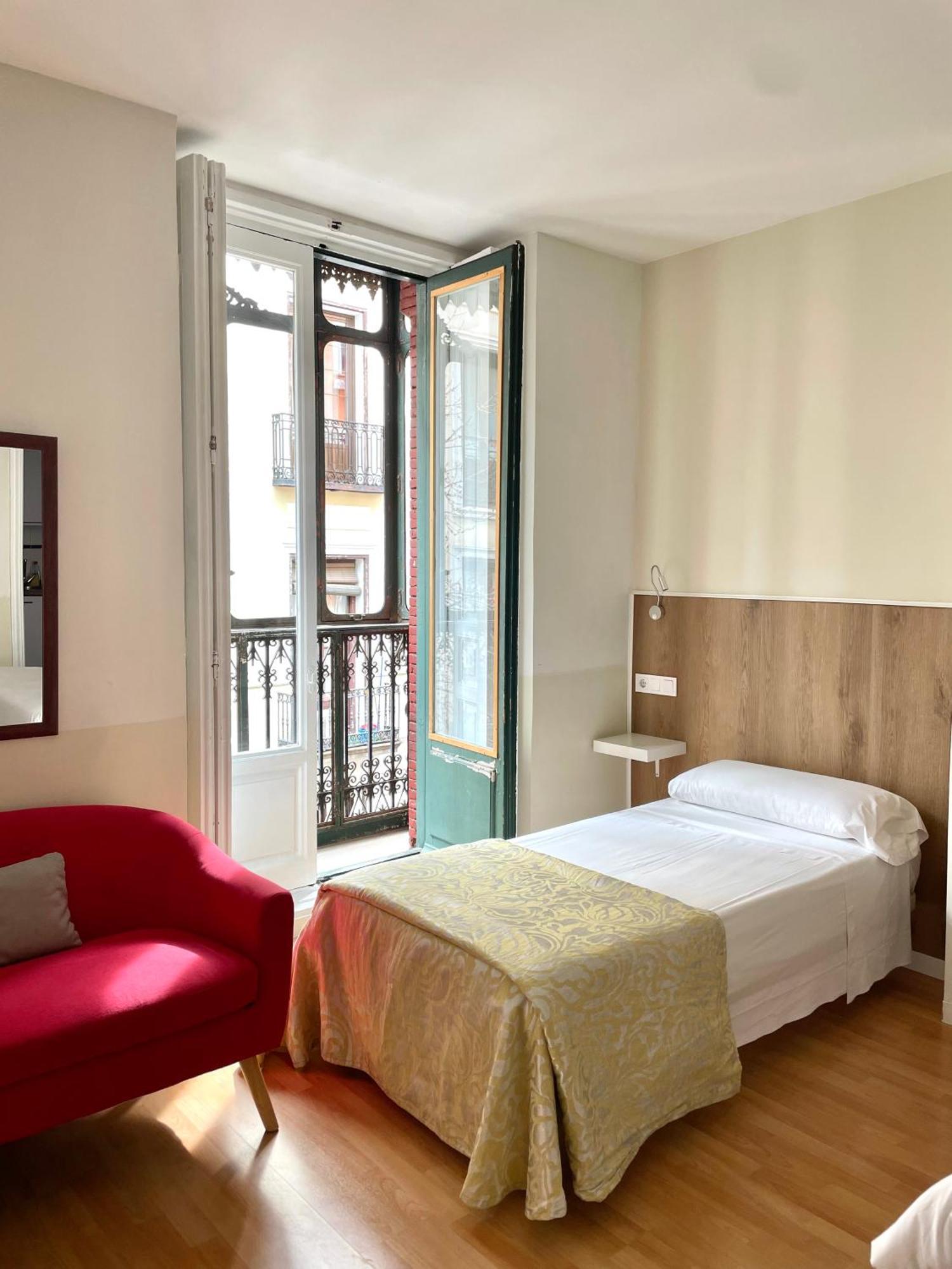 Apartamentos Mayor Centro Madrid Eksteriør billede
